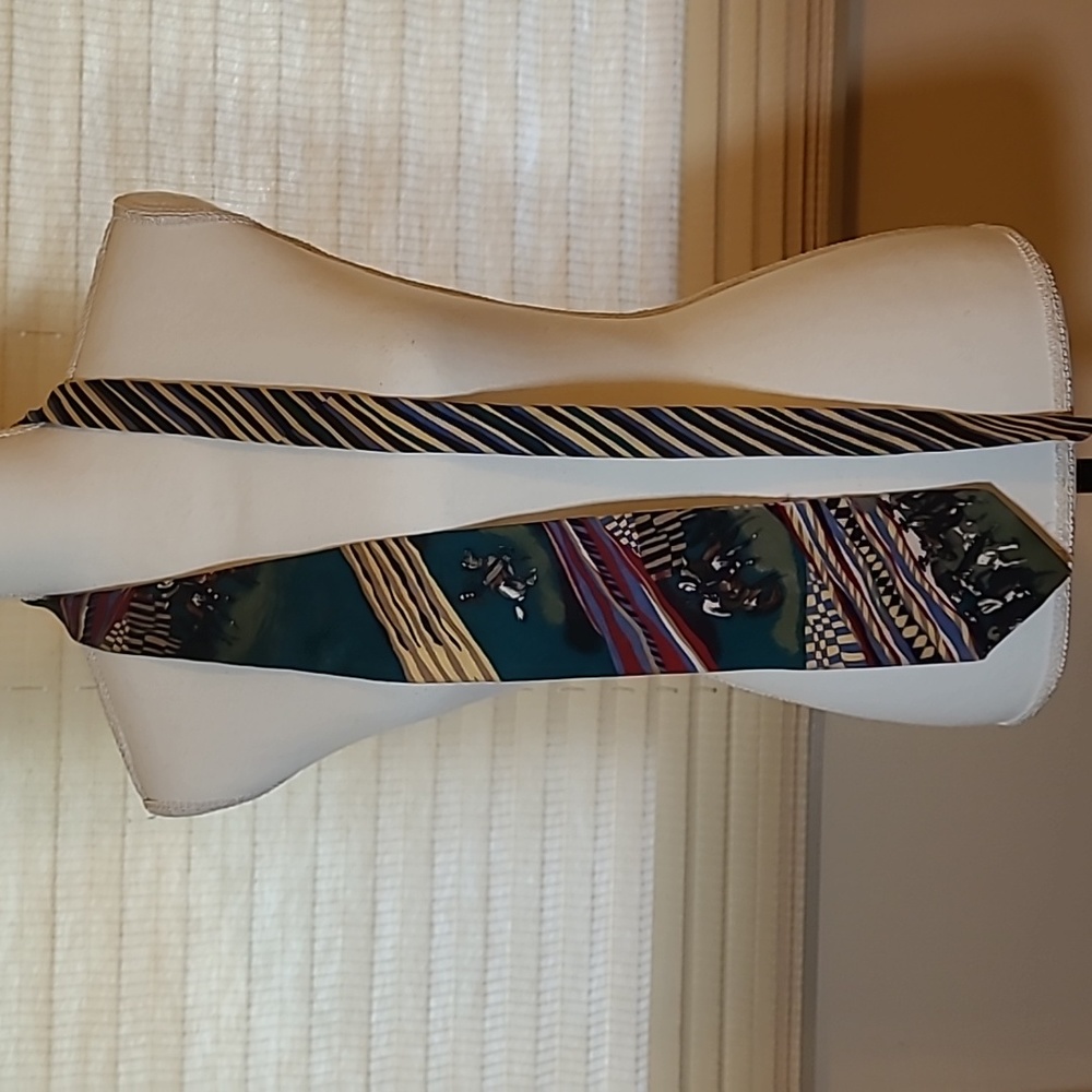 Vintage Cowboy print men's tie.